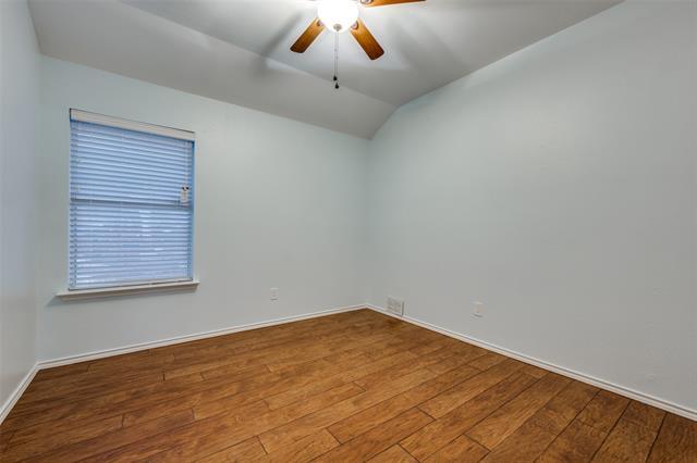 Building Photo - 1617 Redwood Dr