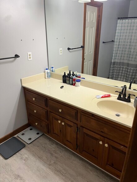 Building Photo - 7067 Wahoo Ct