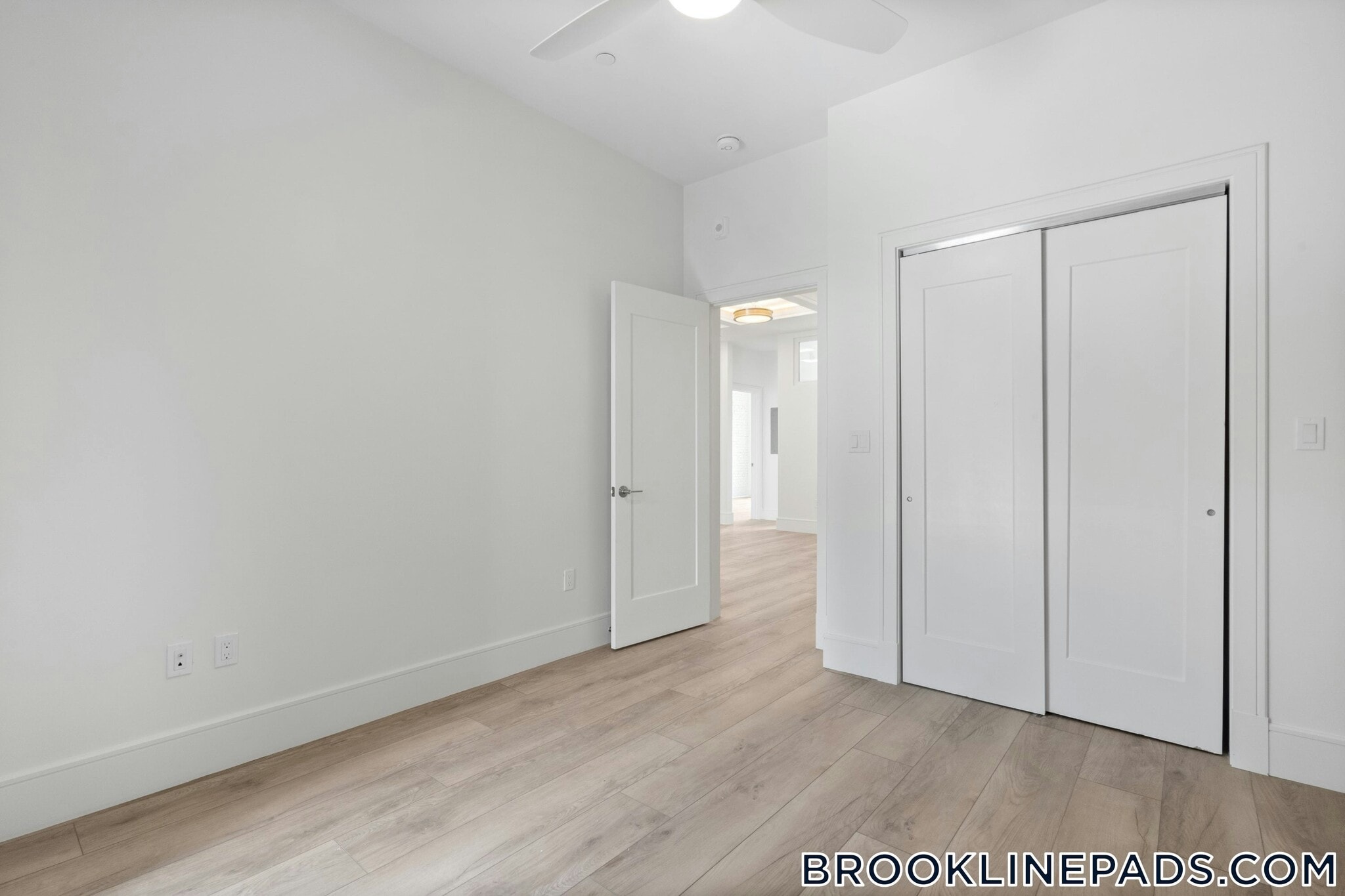 Building Photo - 1578 Beacon St