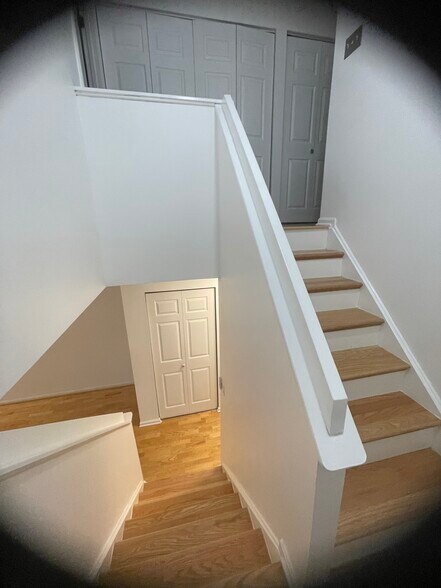 Building Photo - 18207 Leman Lake Dr