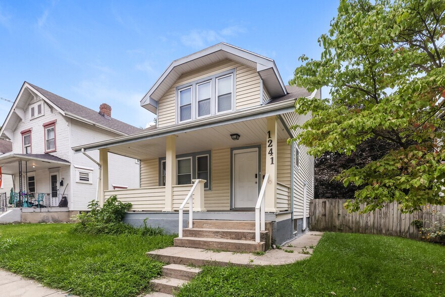 Building Photo - 1241 Epworth Ave