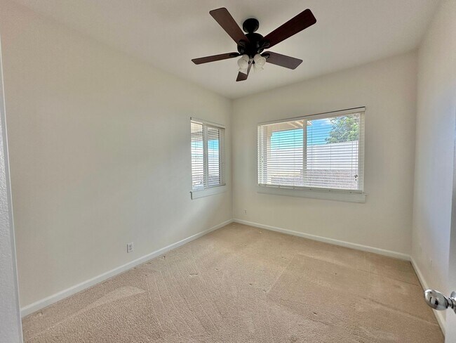 Building Photo - 3 Bedroom / 2.5 Bathroom House for rent in the Waiolani Mauka Subdivision. Pet friendly!