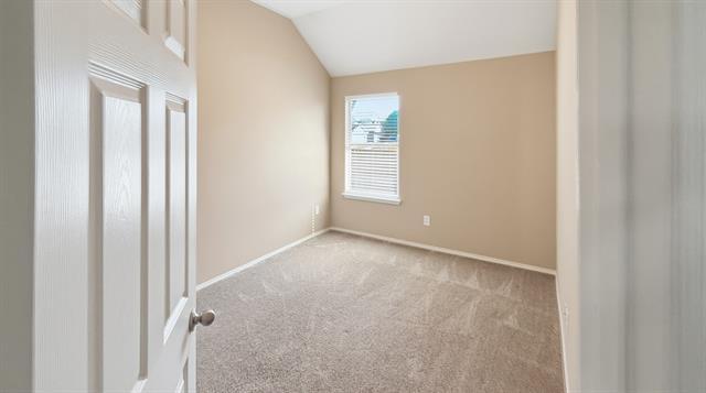 Building Photo - 15513 Landing Creek Ln