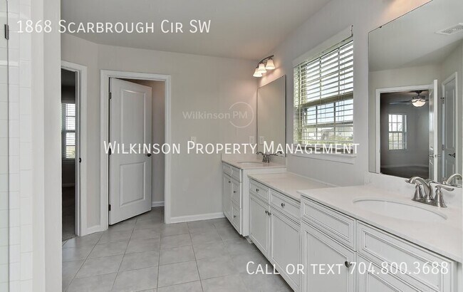 Building Photo - 1868 Scarbrough Cir SW