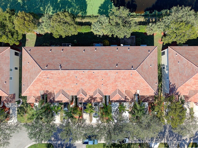 Building Photo - 9929 Porta Leona Ln