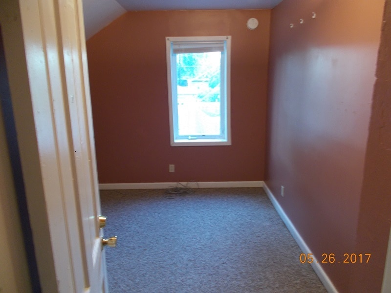 Building Photo - 202 E Sanborn St