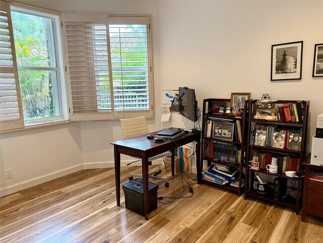 Building Photo - 2454 Bay Isle Ct