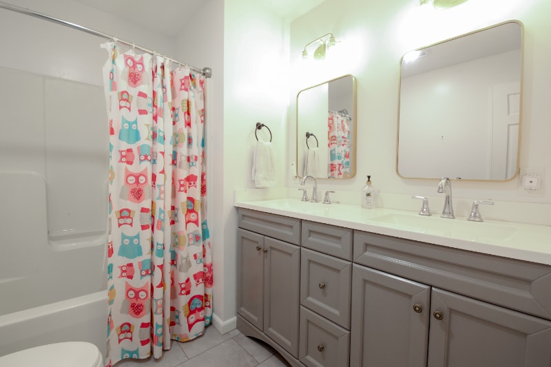 Building Photo - 1180 N Rd