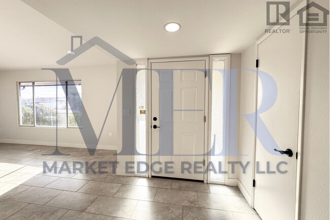 Building Photo - 3Bed/2Bath Home in 55+ Community in Sun Ci...