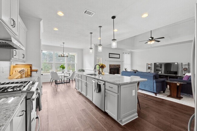 Building Photo - 263 Dublin Lp