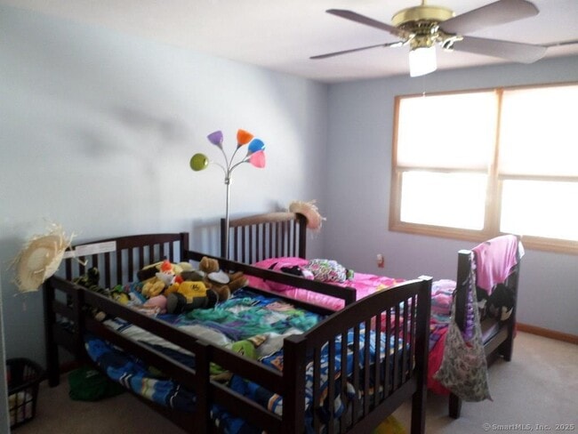Building Photo - 4 Persimmon Ln