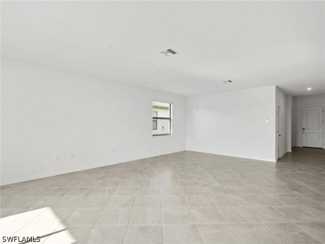 Building Photo - 14996 Palamos Cir