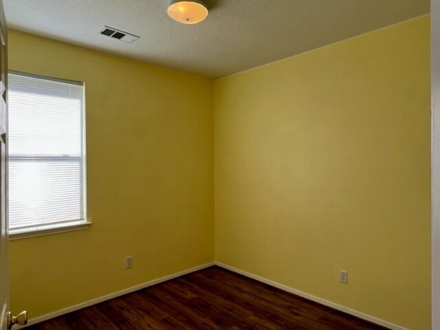 Building Photo - 2910 Blue Dawn Dr