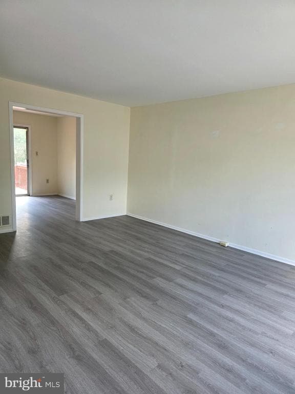 Building Photo - 13 Farland Way