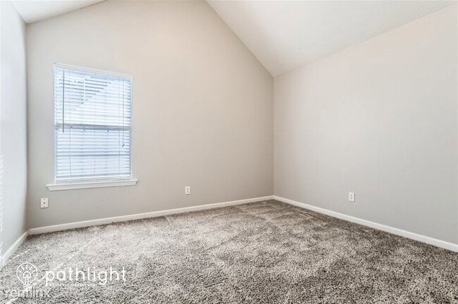 Building Photo - 535 Concord Terrace UNIT