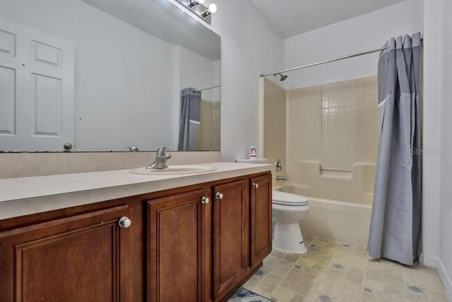 Building Photo - 820 Grantham Dr