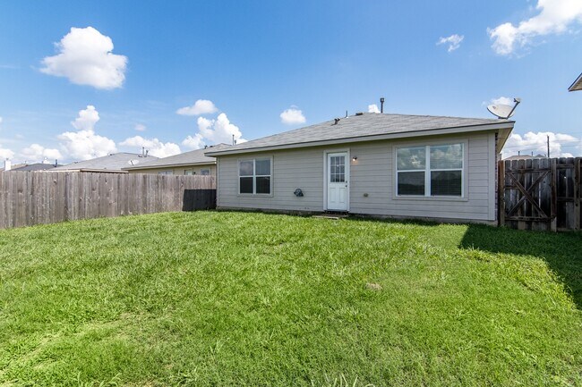 Building Photo - 21311 Carleen Creek Trail