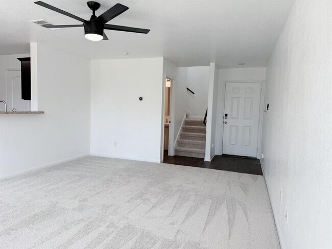 Building Photo - 3000 Cressler Ln