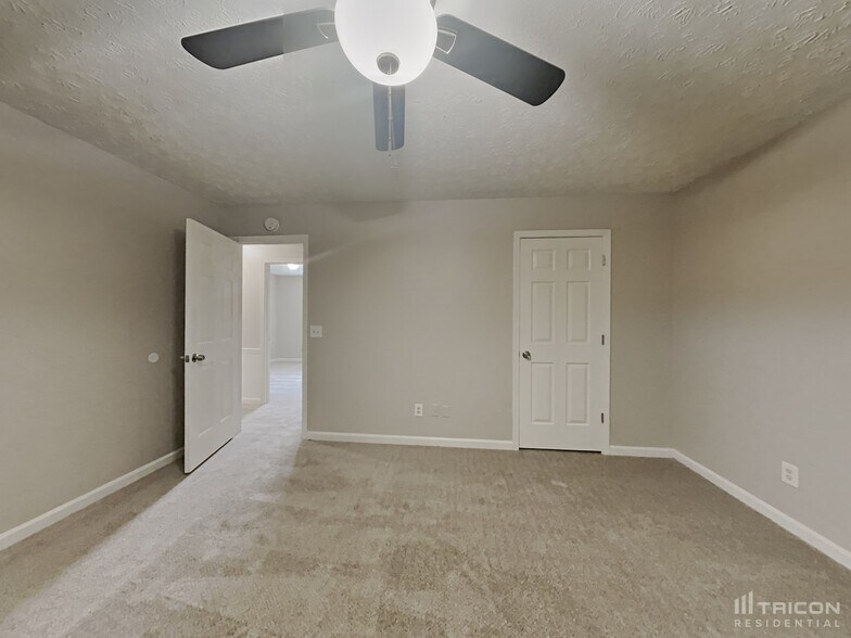 Building Photo - 1008 Braddock Cir