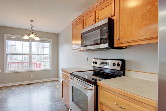 Building Photo - 3696 S Naples Ct