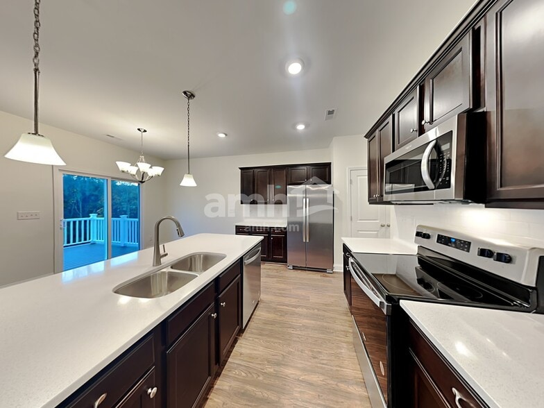 Building Photo - 2030 Corey Joseph Dr