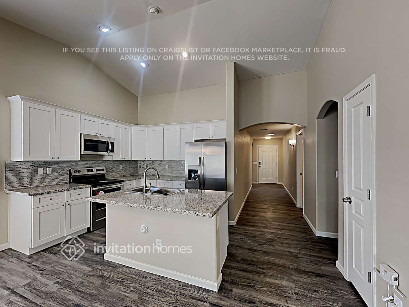 Building Photo - 14836 W Windrose Dr