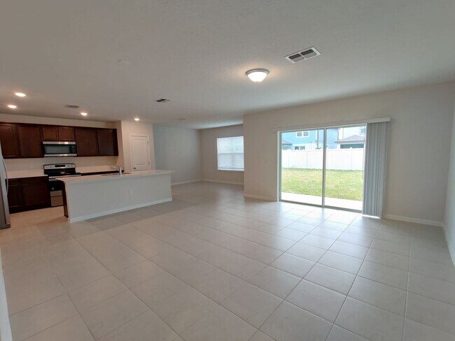 Building Photo - 30194 Merilee Pl