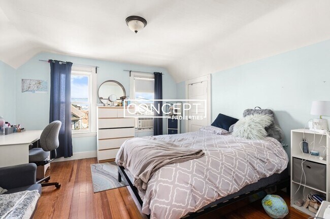 Building Photo - 116 Pearson Rd