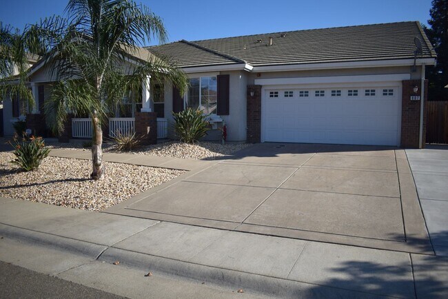 Building Photo - 607 Stoneygate Ct