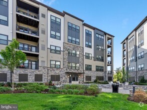 Building Photo - 12865 Mosaic Pk Wy