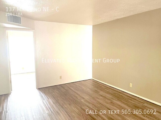 Building Photo - 137 Manzano St NE