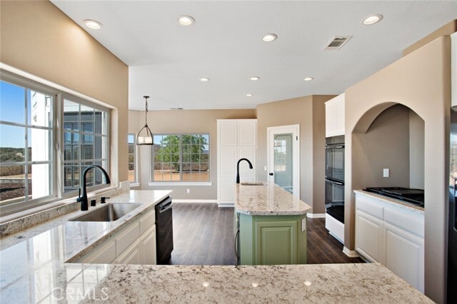 Building Photo - 35700 Trabuco Dr