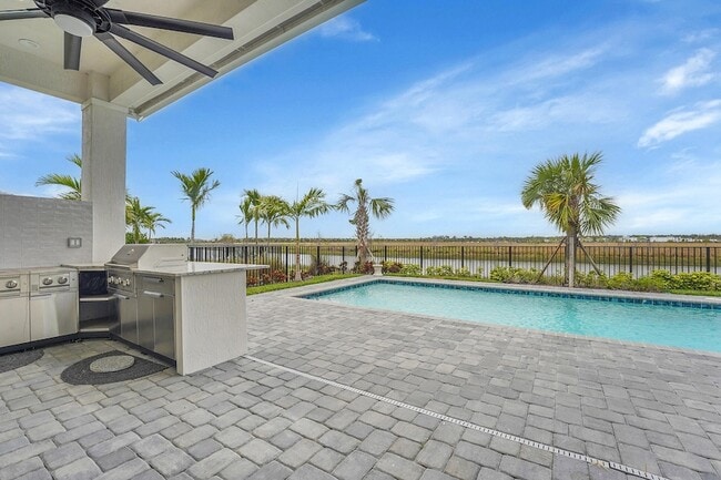 Building Photo - 12582 Nautilus Cir