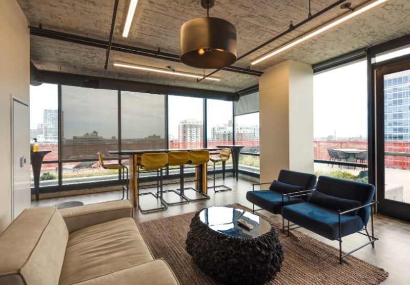 Building Photo - 51 E 14th Pl