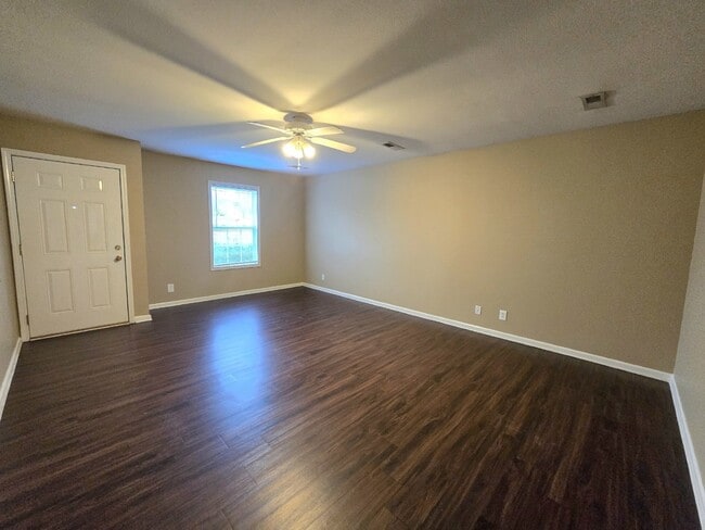 Building Photo - 269 A EXECUTIVE AVE