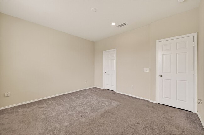 Building Photo - 25543 Pitchfork Ranch Pl