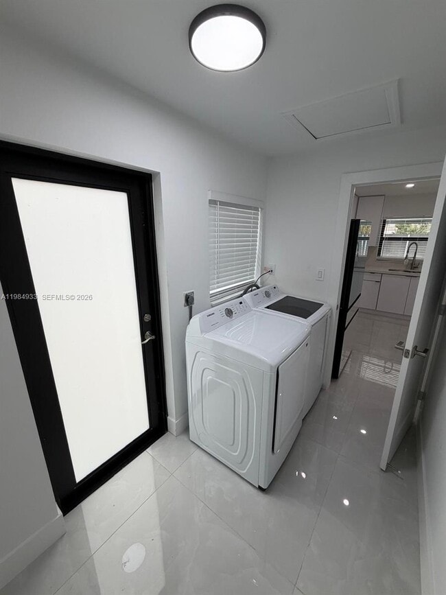 Building Photo - 21052 SW 97th Pl