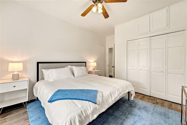 Building Photo - 801 NW C St