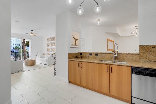 Building Photo - 250 NE 3rd Ave