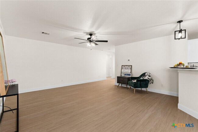 Building Photo - 2115 Blackhawk Lp