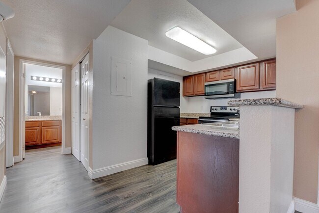 Building Photo - 6800 E Lake Mead Blvd