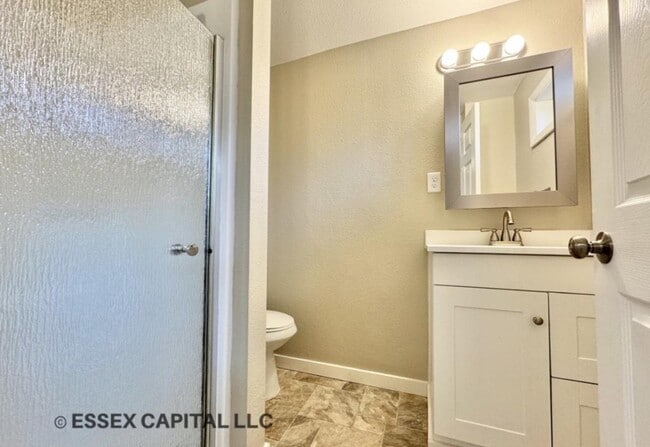 Building Photo - 1628 G St