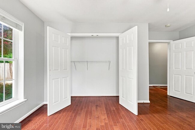 Building Photo - 8916 Rugby Rd