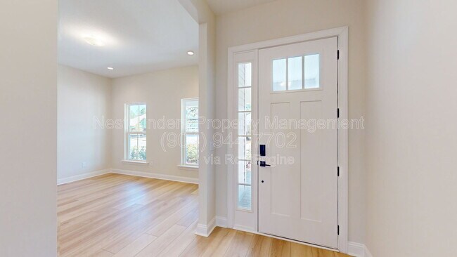 Building Photo - 248 Daymark Ln