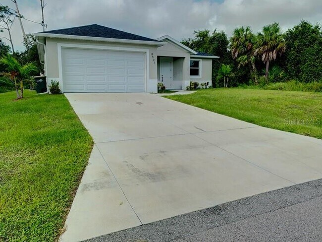Building Photo - 4507 Knowles Ln