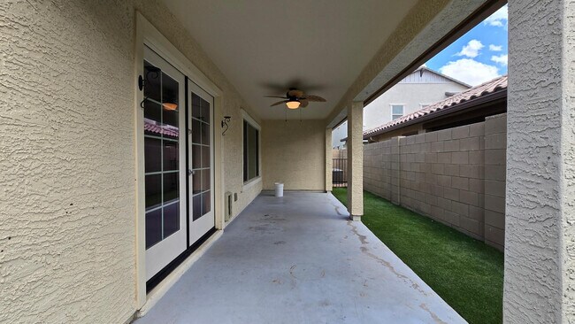 Building Photo - 1286 N 165th Dr