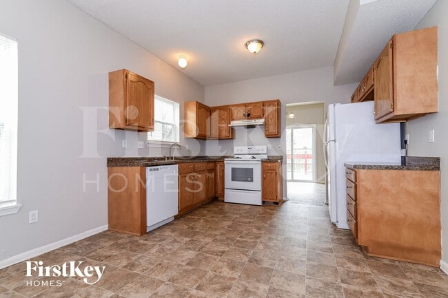 Building Photo - 7138 Parklake Pl