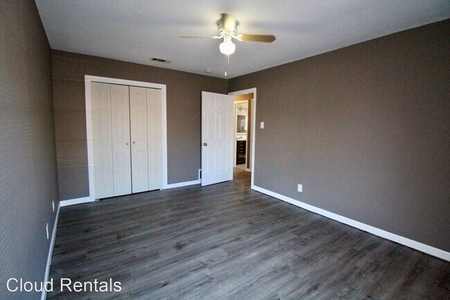 Building Photo - 3 br, 2 bath House - 1904 STARDUST ST