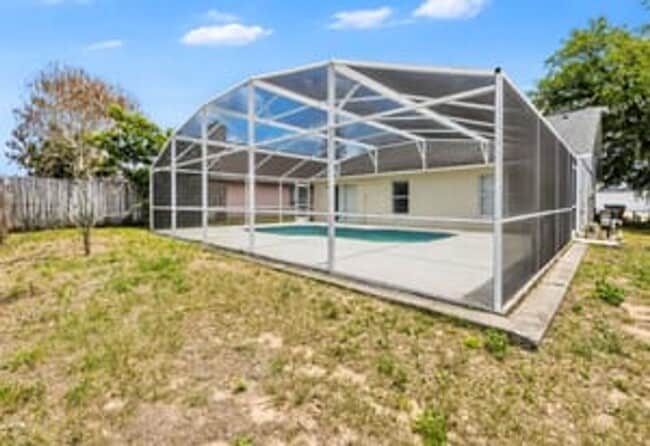 Building Photo - 8821 Parliament Ct