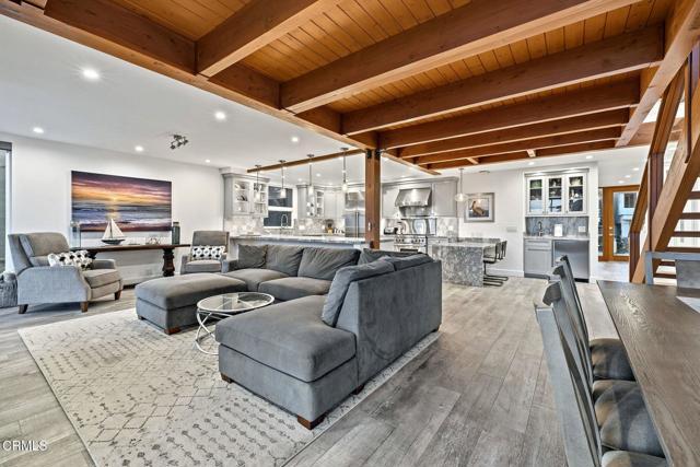 Building Photo - 3373 Ocean Dr